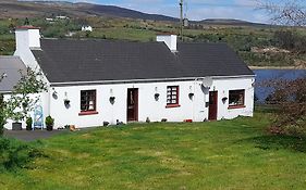 Granny'S Cottage, A Lovely Lakeside Cottage